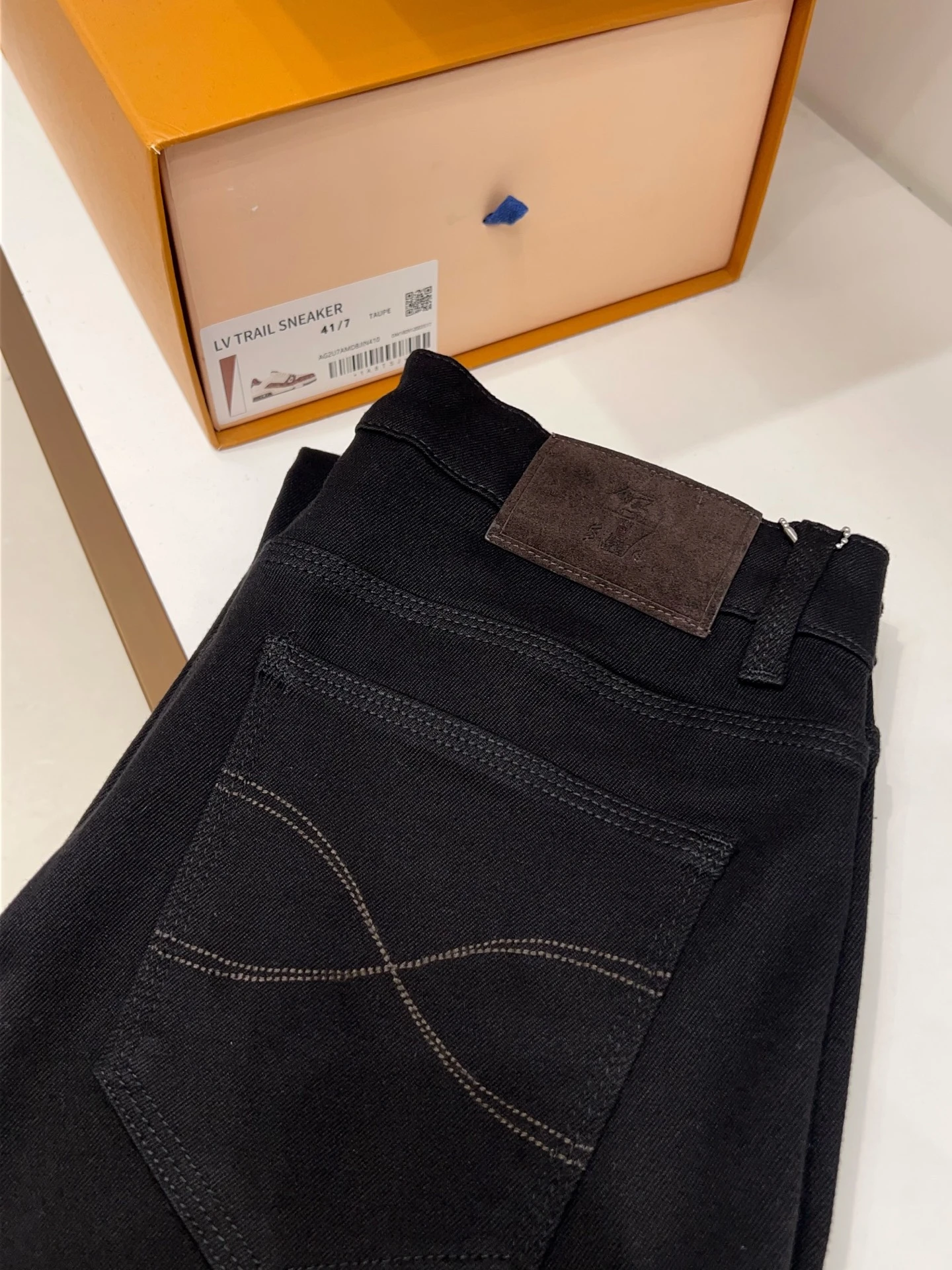 Jeans — f03de482