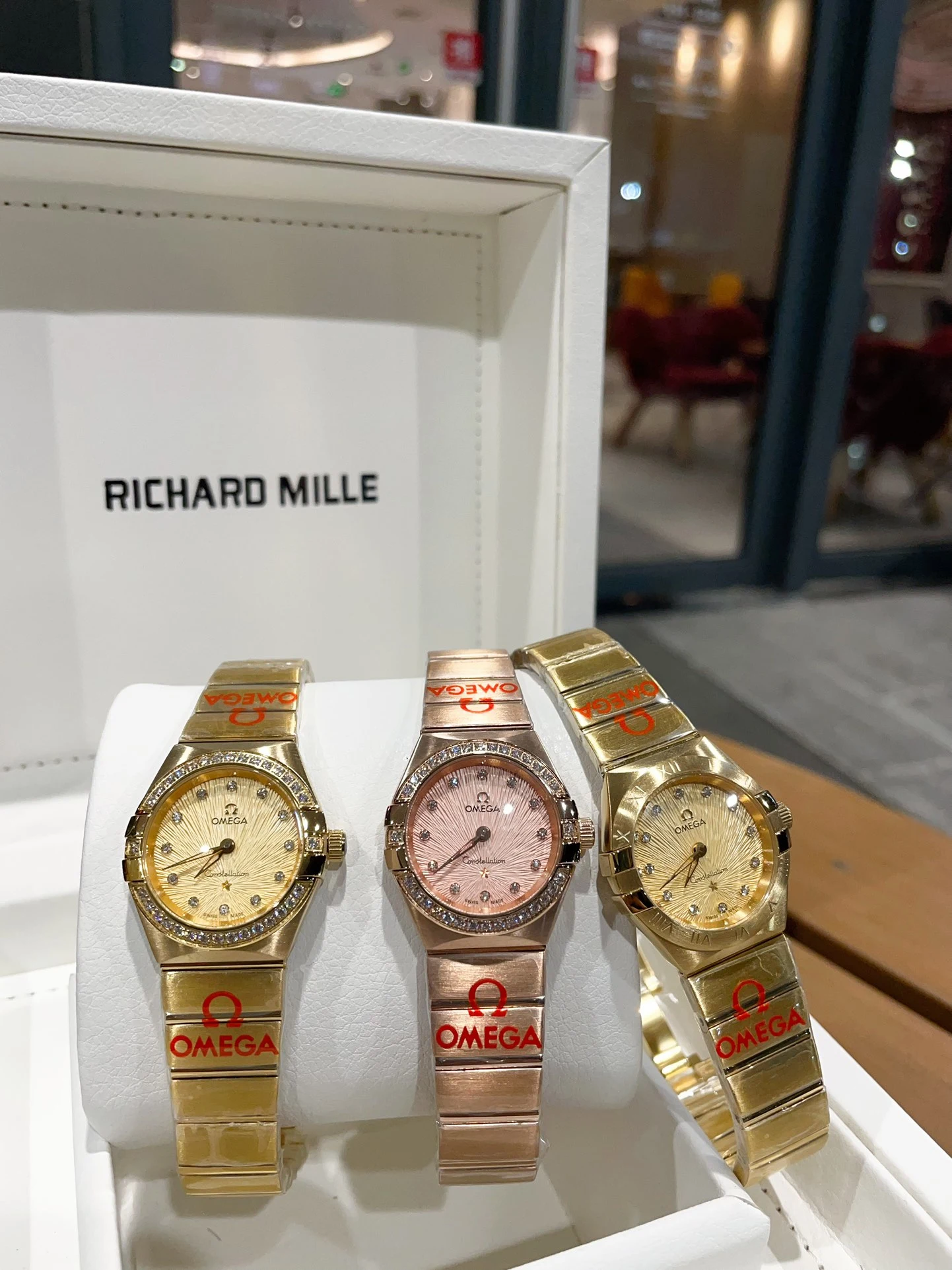 Omega Watch — 068f4f13
