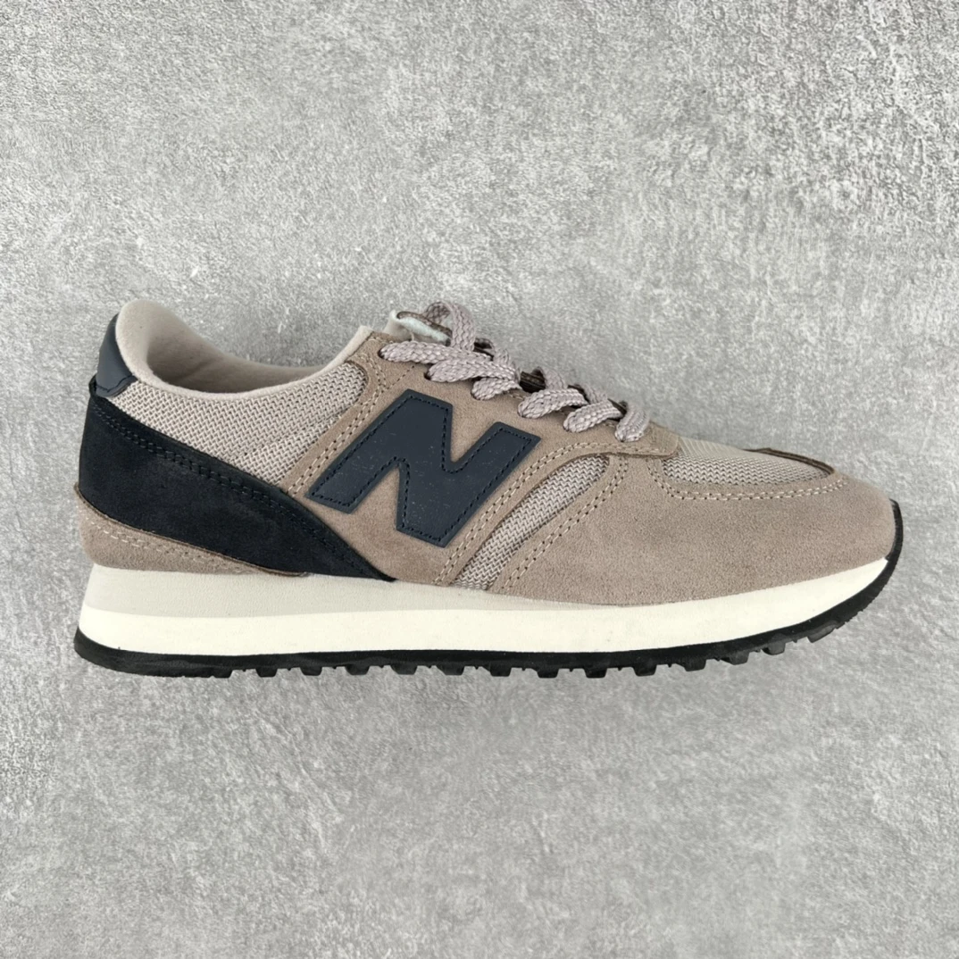 New Balance Shoes — 922e467b