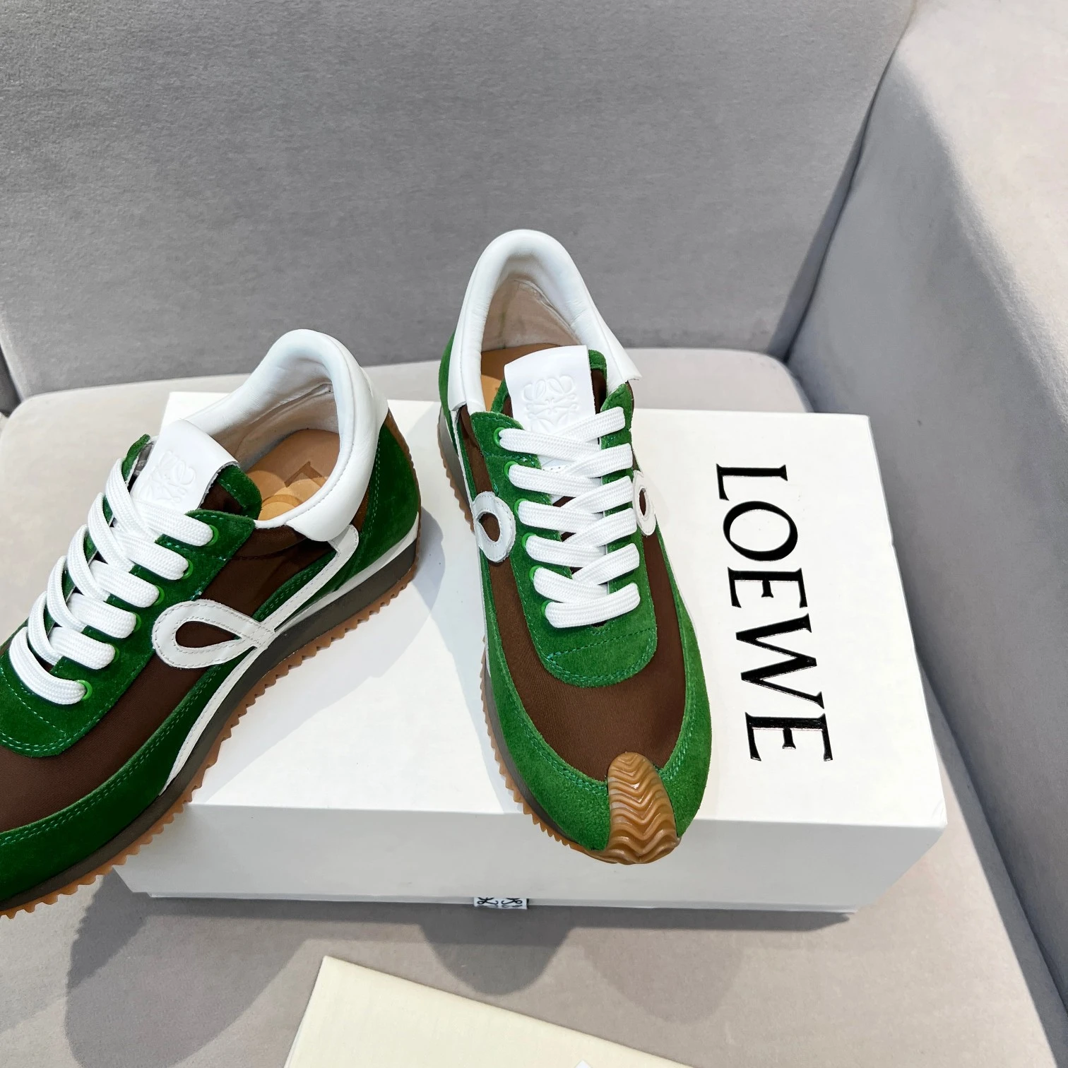 Sneakers