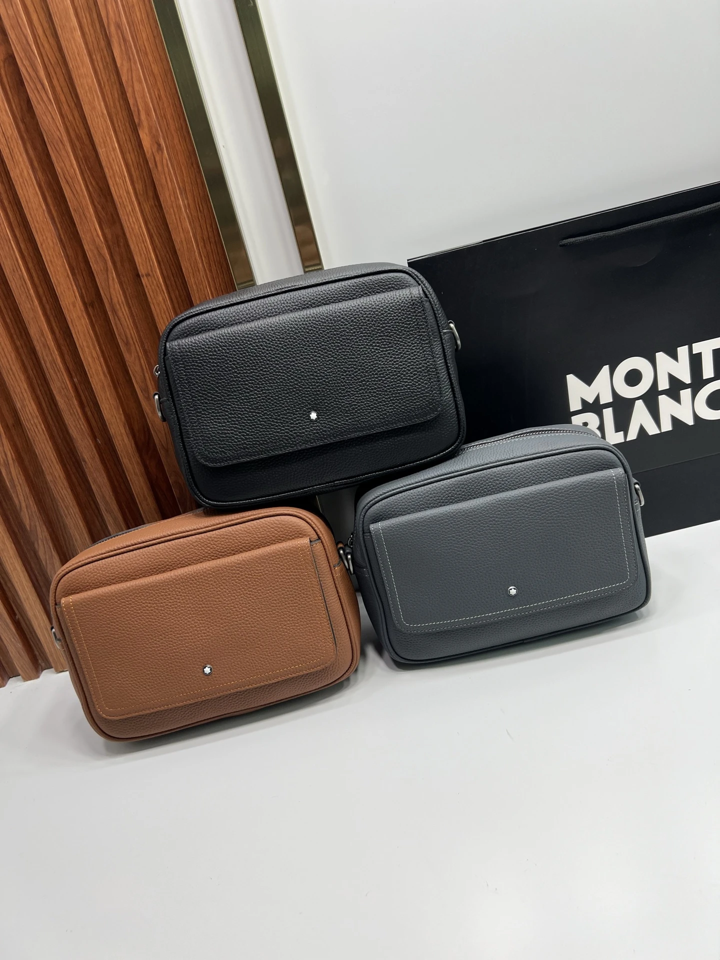 Montblanc Bag — 7c61e11f