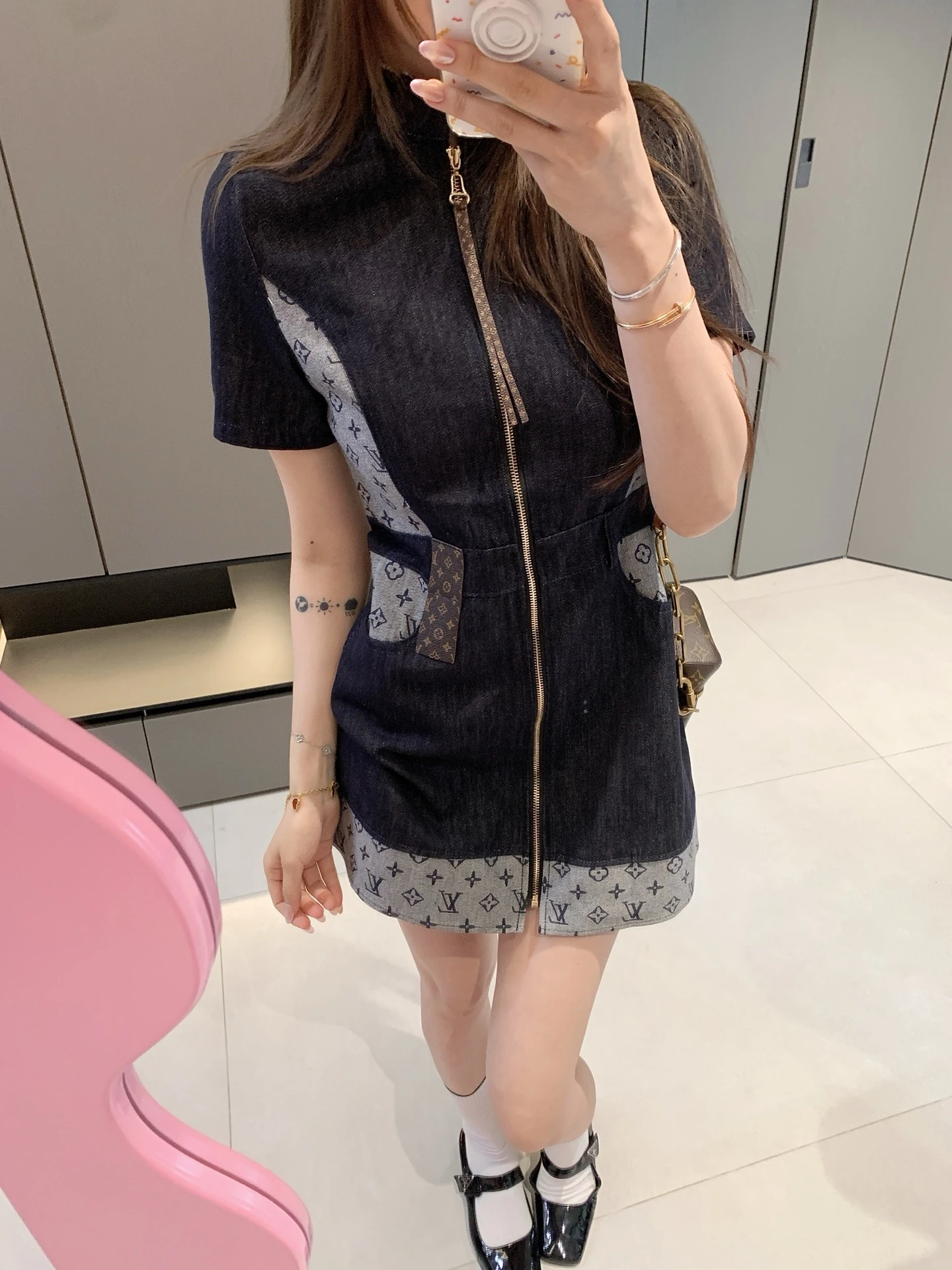 Dresses — fef962cf