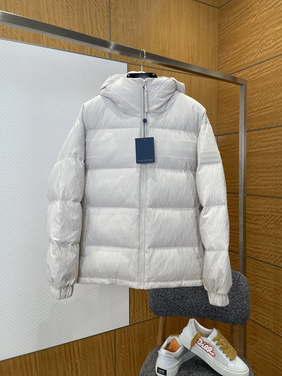Louis Vuitton Down Jacket — bb4c76c3