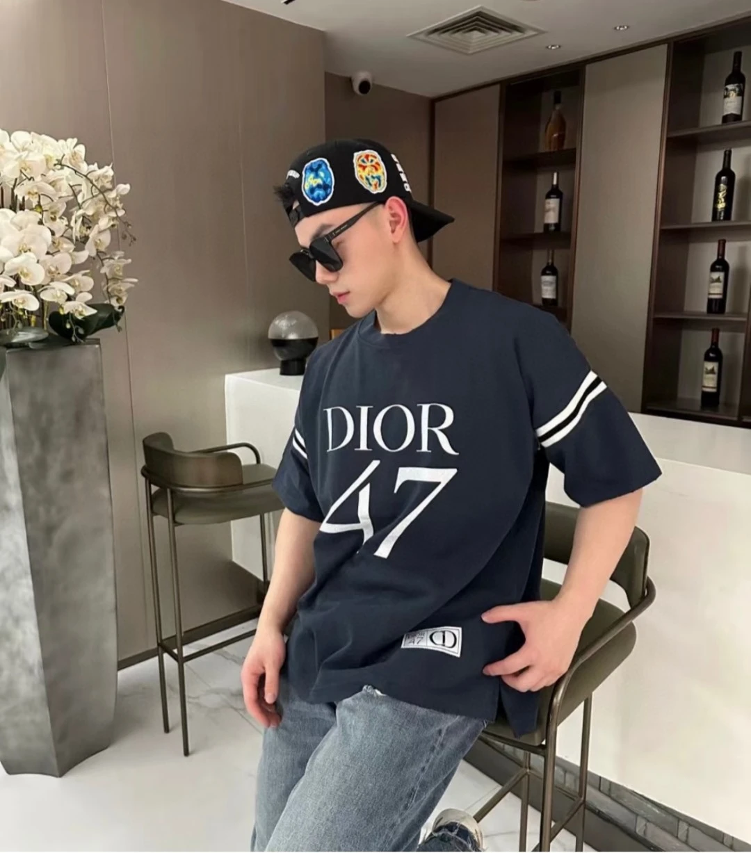 Dior T-Shirt — 7520fcd1