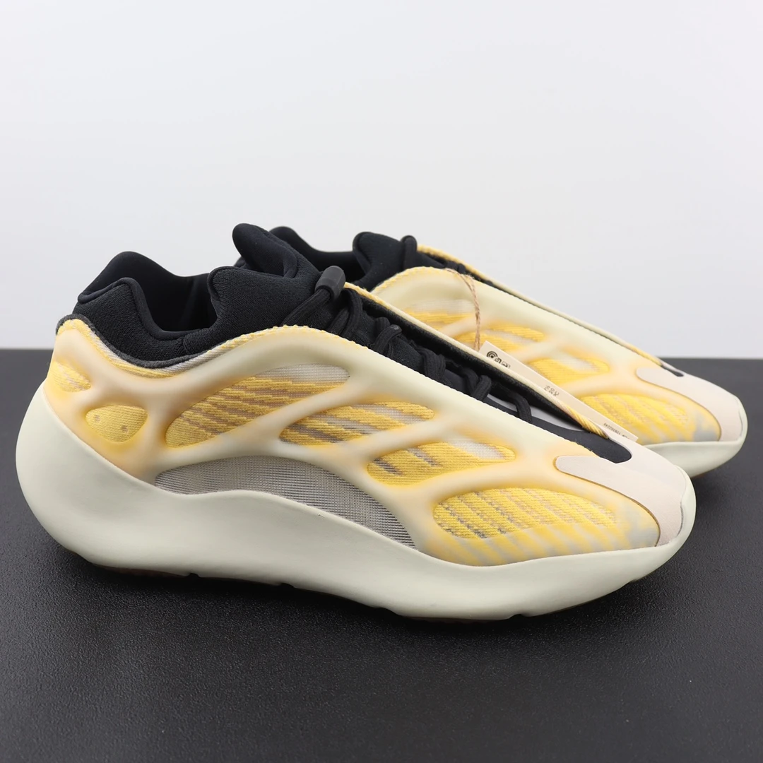 Adidas Shoes — bce5c2e3
