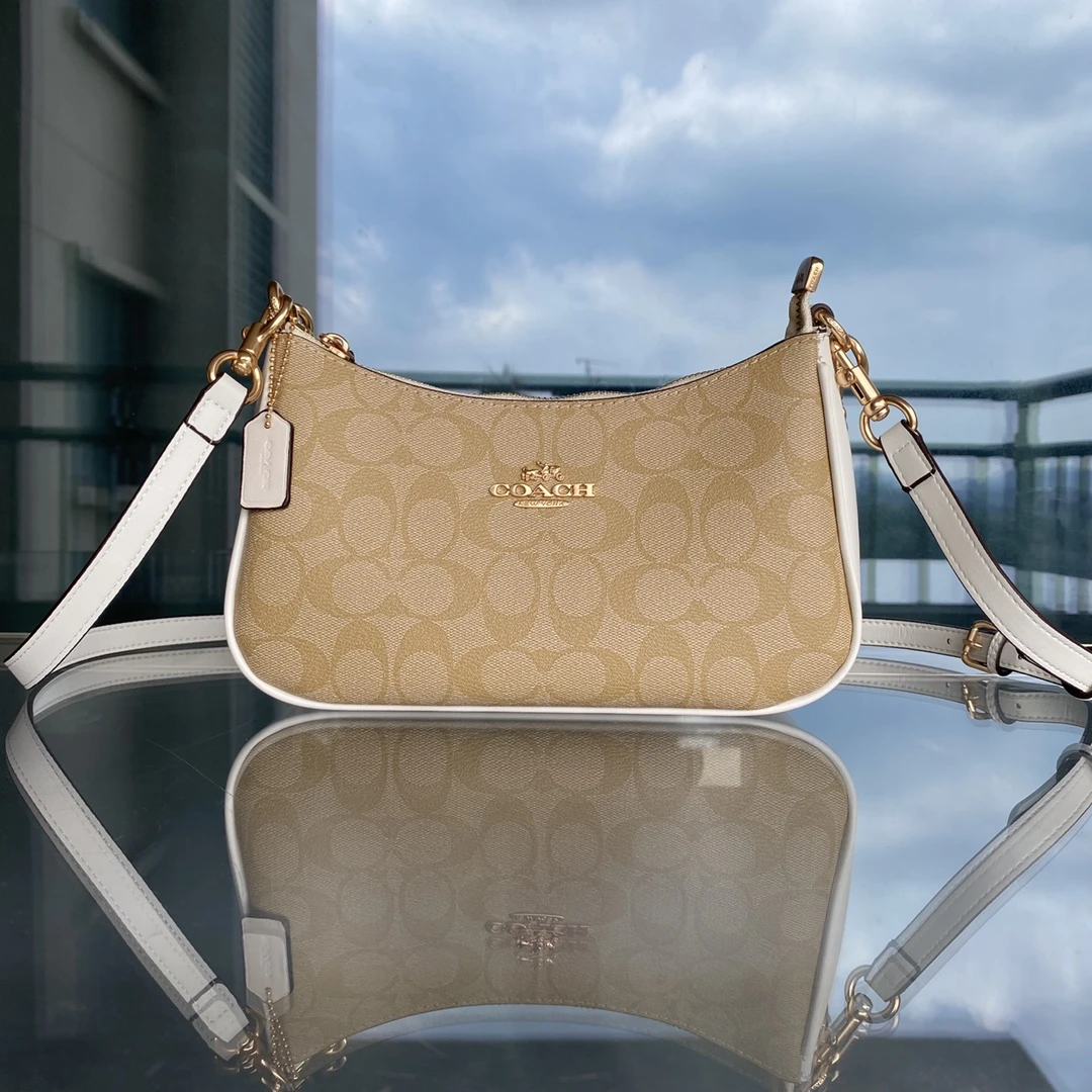 Coach Bag — 397bdeb7