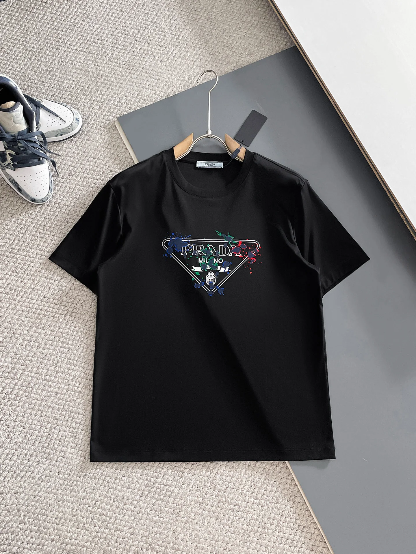Prada T-Shirt — 04296f10