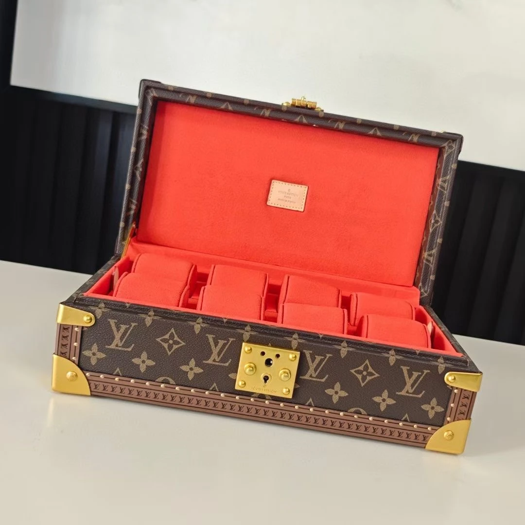 Luggage — b53dde26