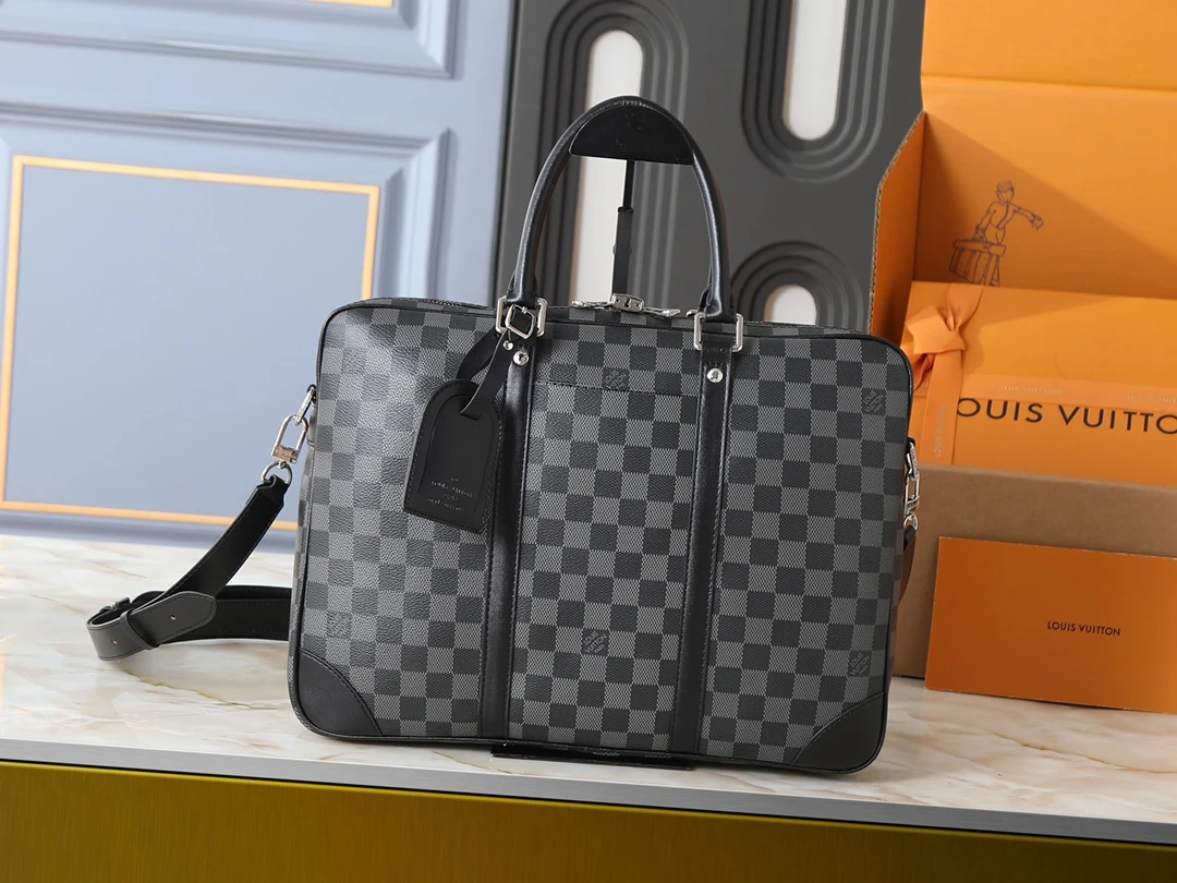 Briefcases — b6860164