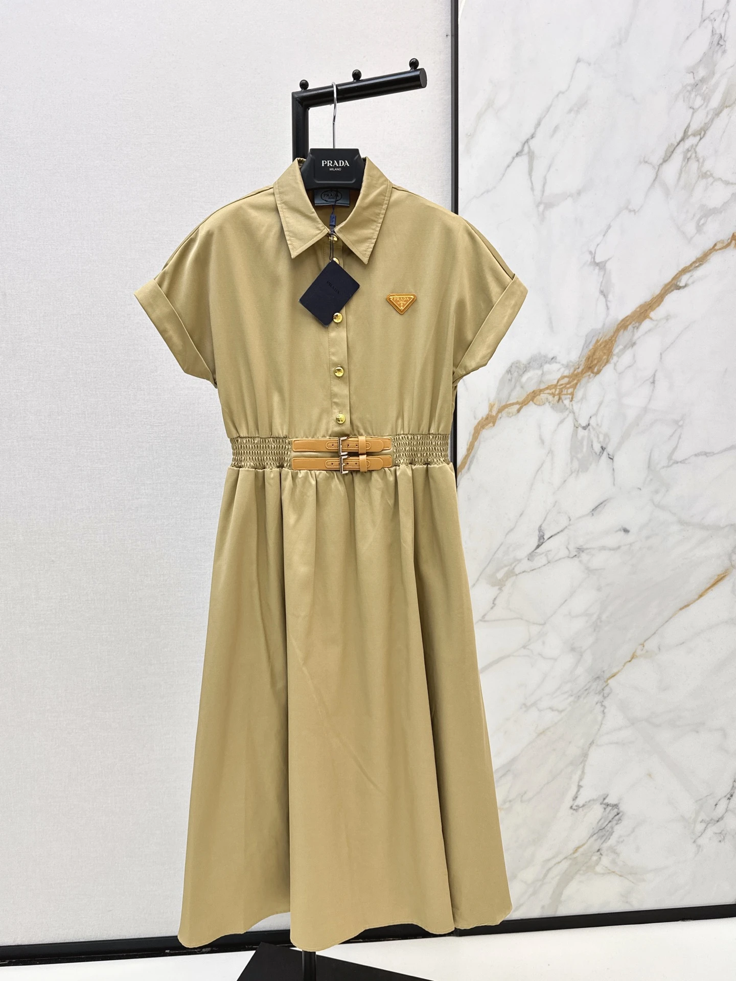 Dresses — 682cd395