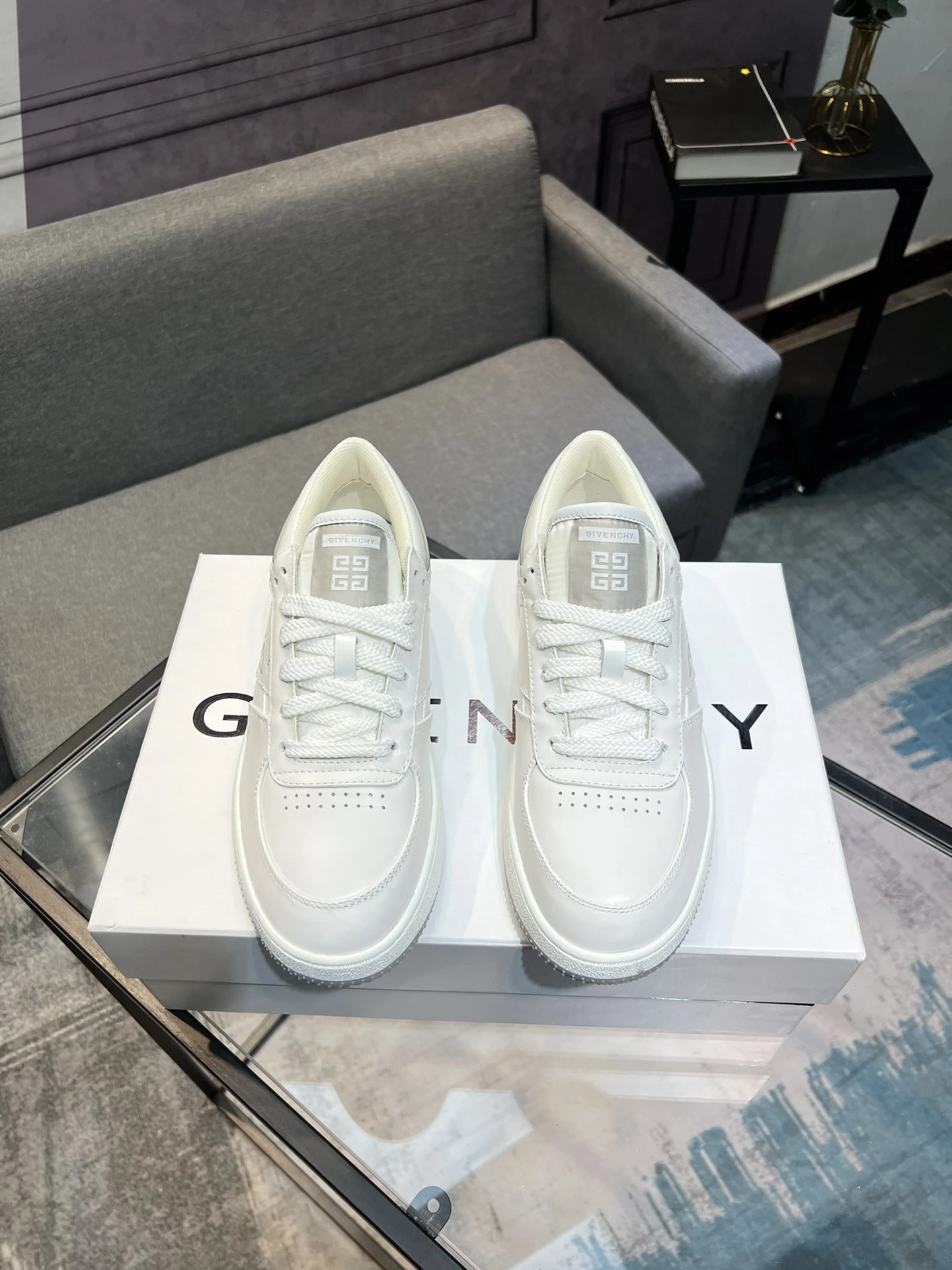 Givenchy Shoes — 8b5aa714