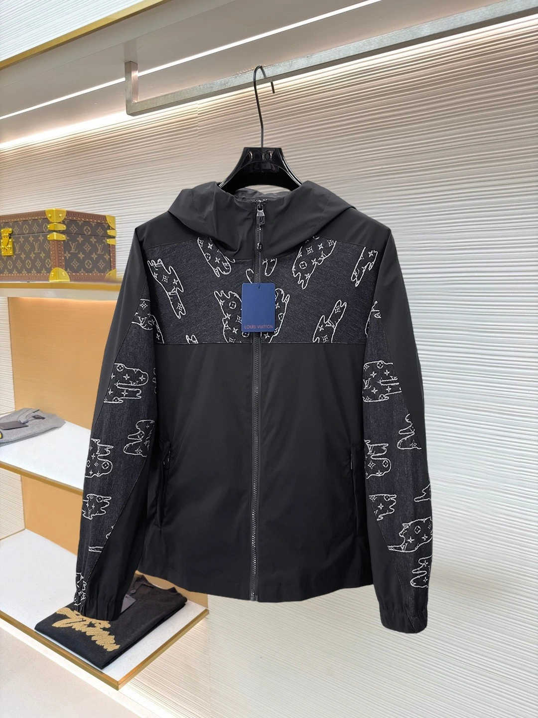 Louis Vuitton Jackets — 43f99d6b