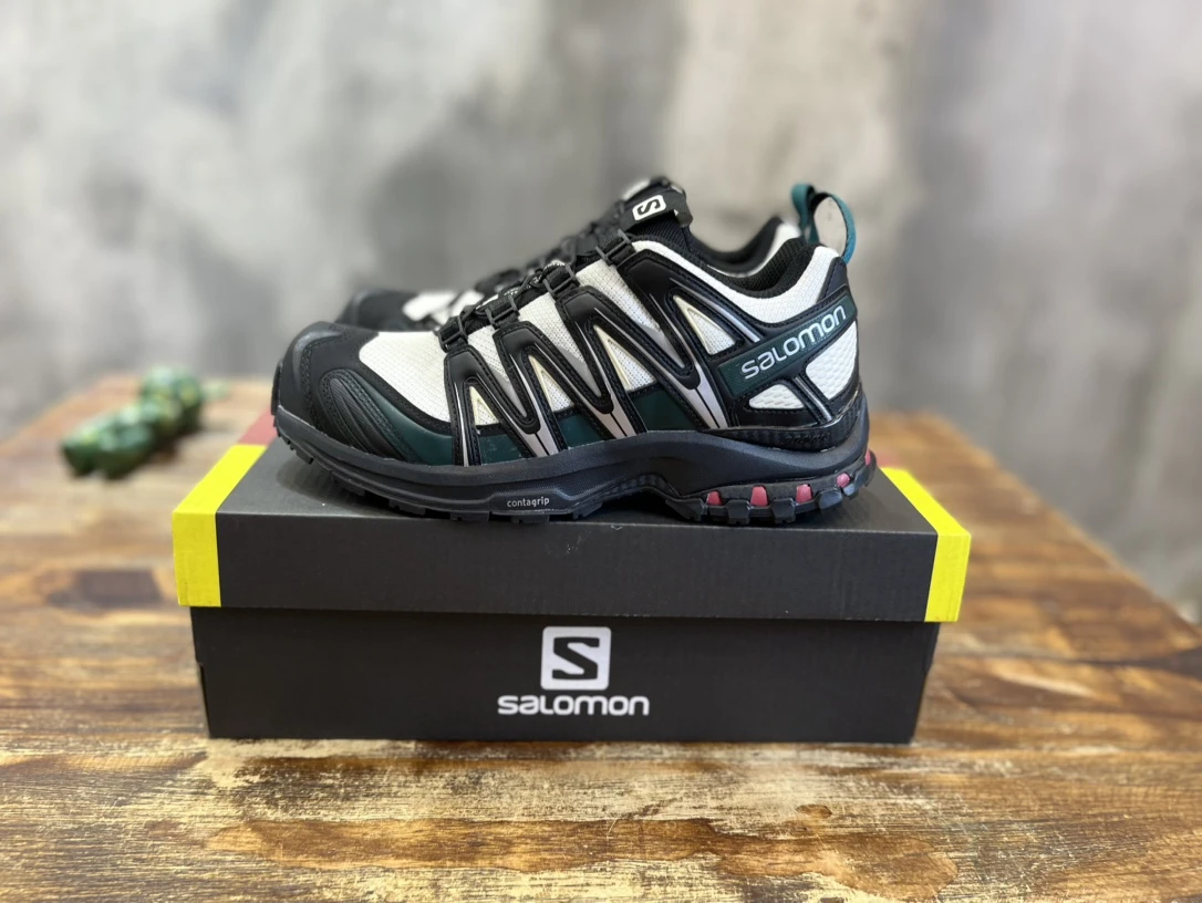 Salomon Sneakers — 9b4386bd