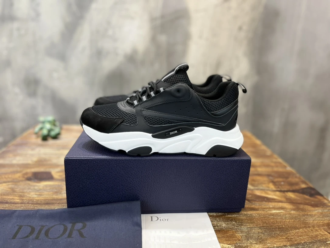 Dior Sneakers — fc2eb52c