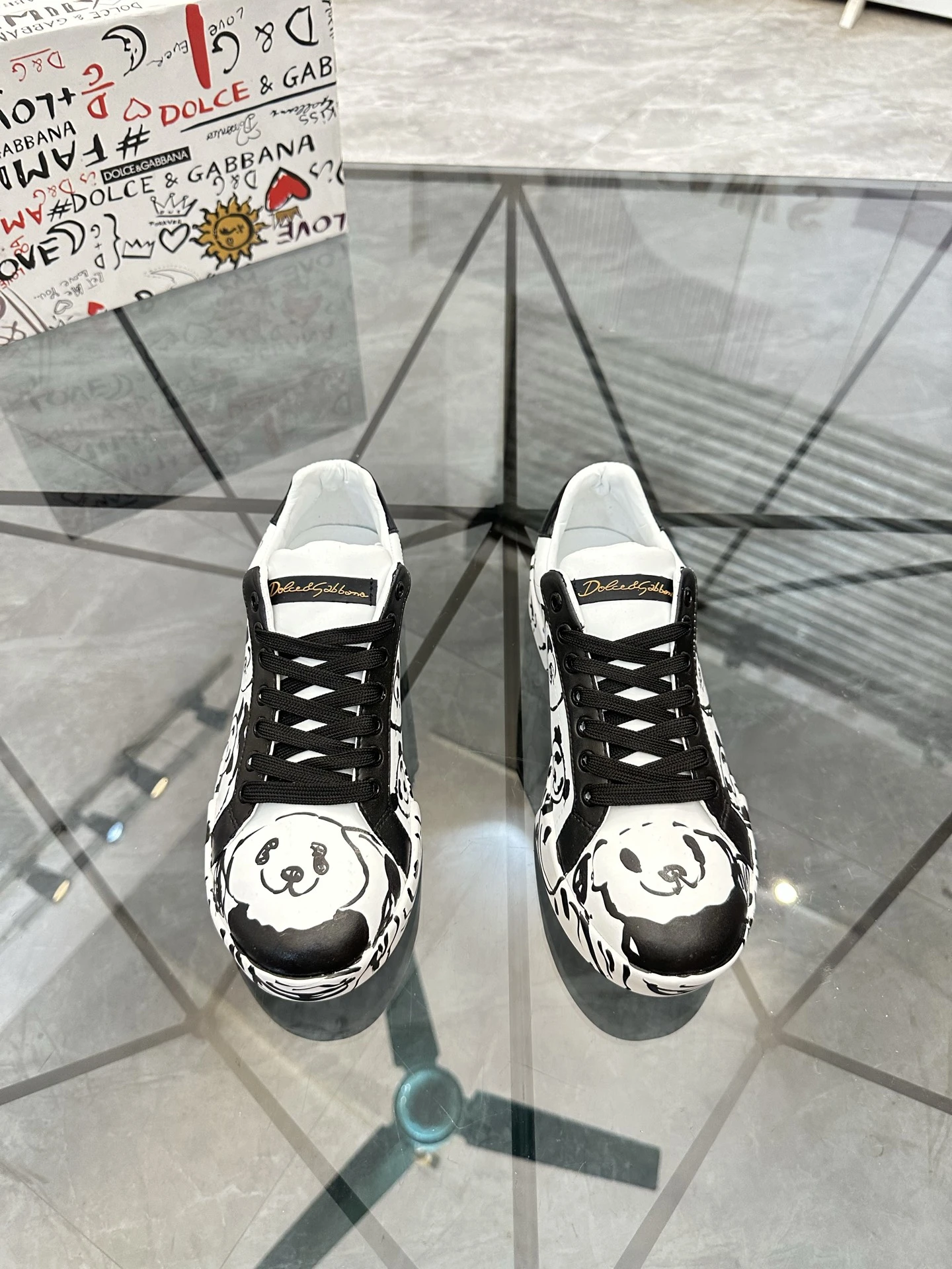 Dolce & Gabbana Shoes — 322abc04