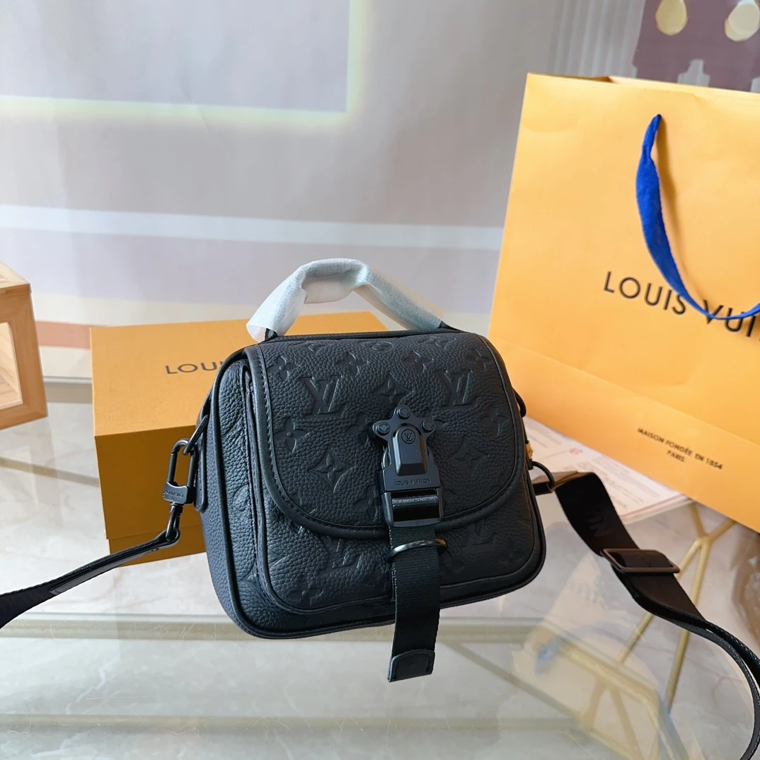 Louis Vuitton Bag — 1ec6c806