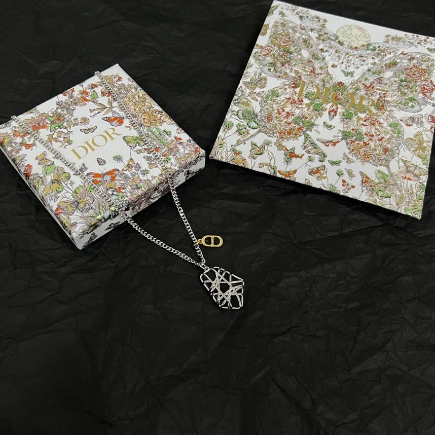 Dior Jewellery — 085ab651