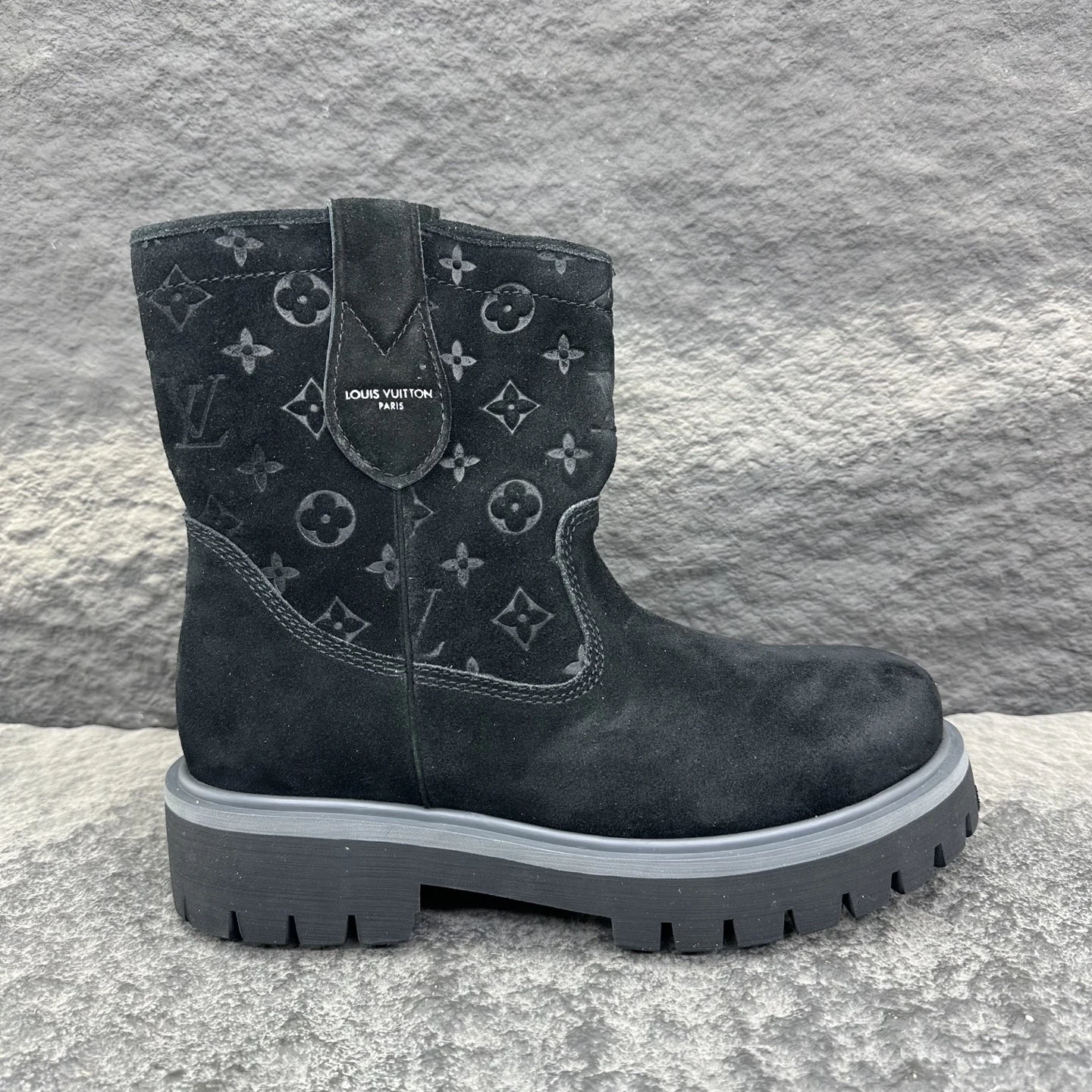 Louis Vuitton Boots — 9fda44db