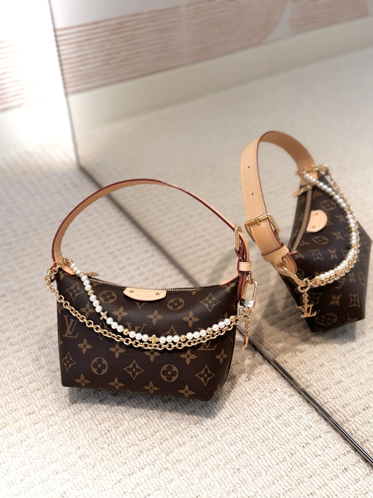Louis Vuitton Bag — 53e51e60