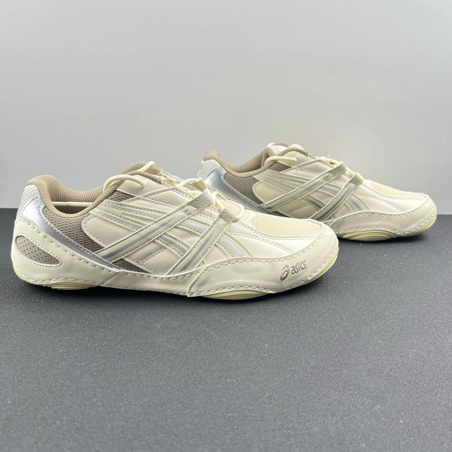 Asics Shoes — 175e7ee7