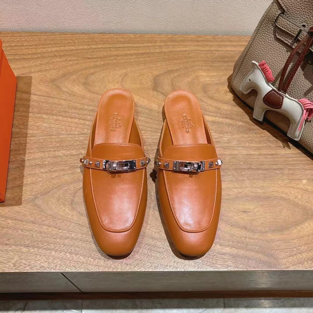 Hermès Slippers — a3e7c72e