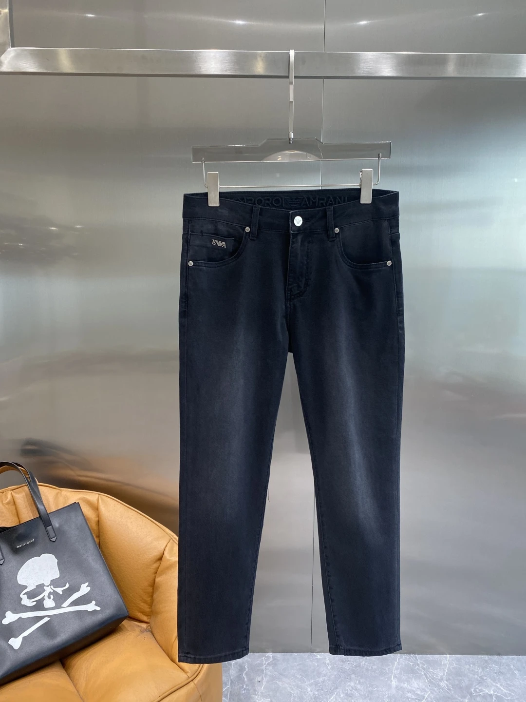 Jeans — b031638b