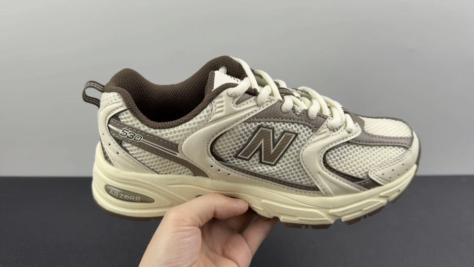New Balance Shoes — b72a5520
