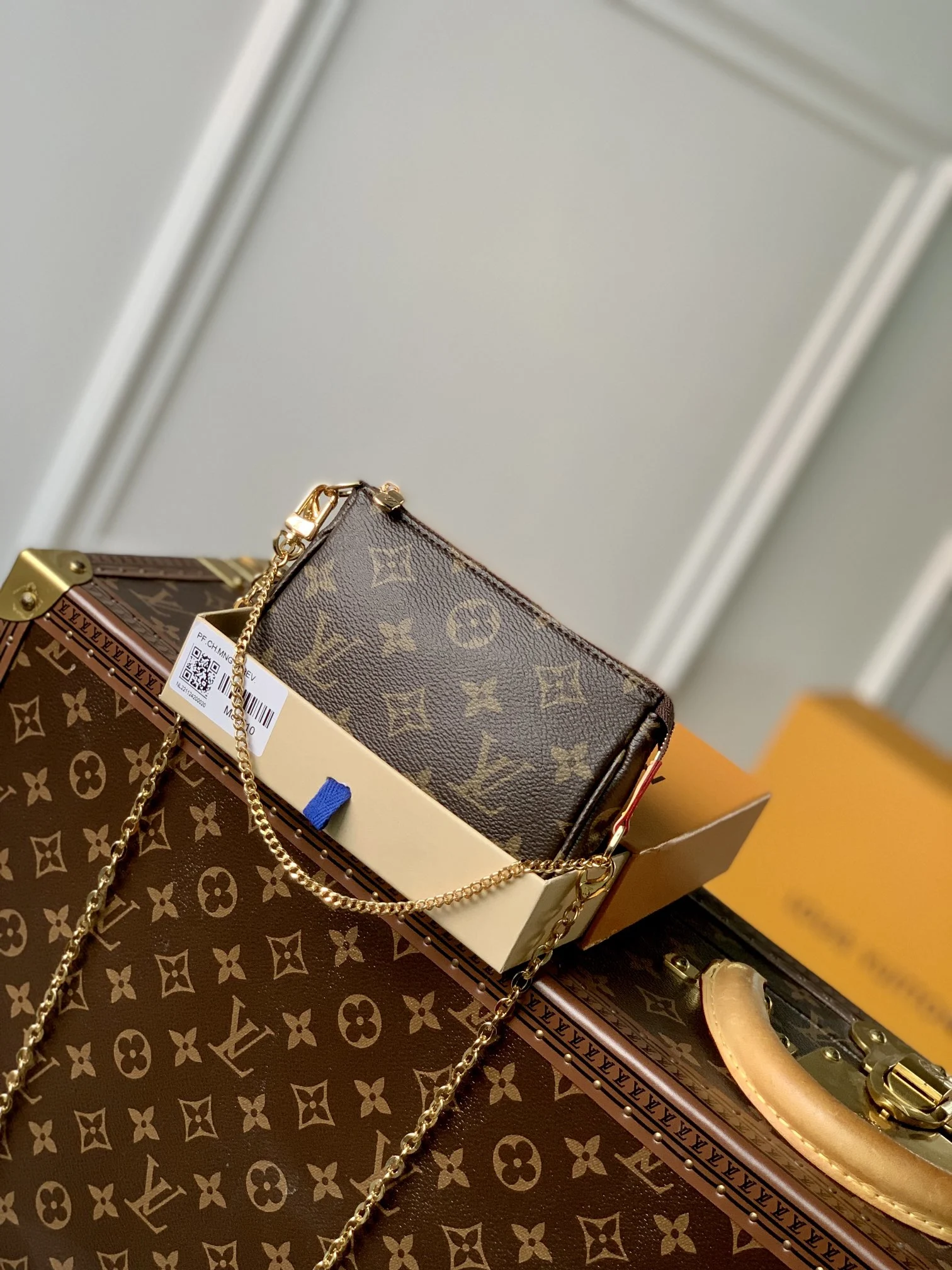 Louis Vuitton Bag — 0e47c10a