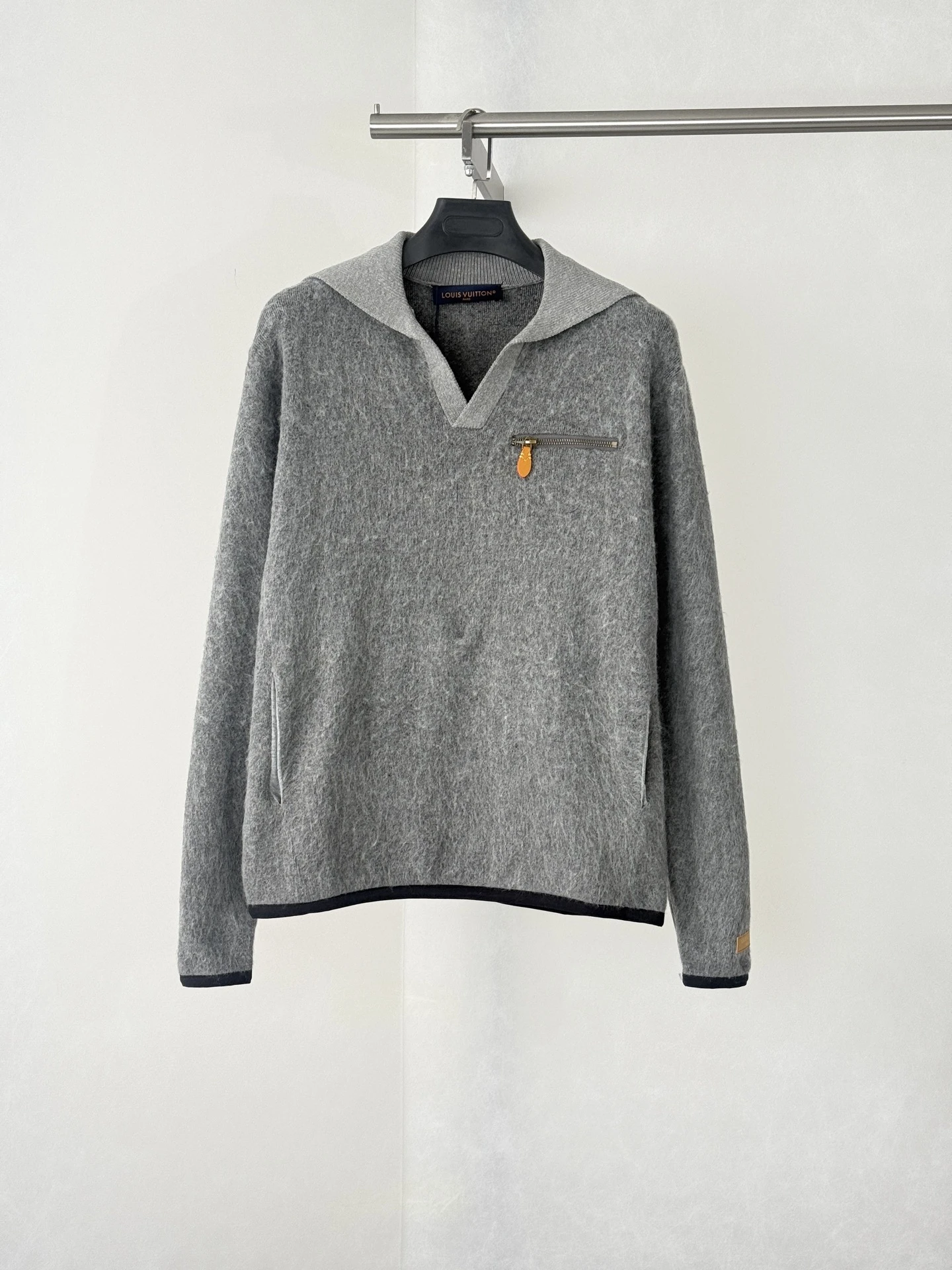 Knitwear — 905f68f9