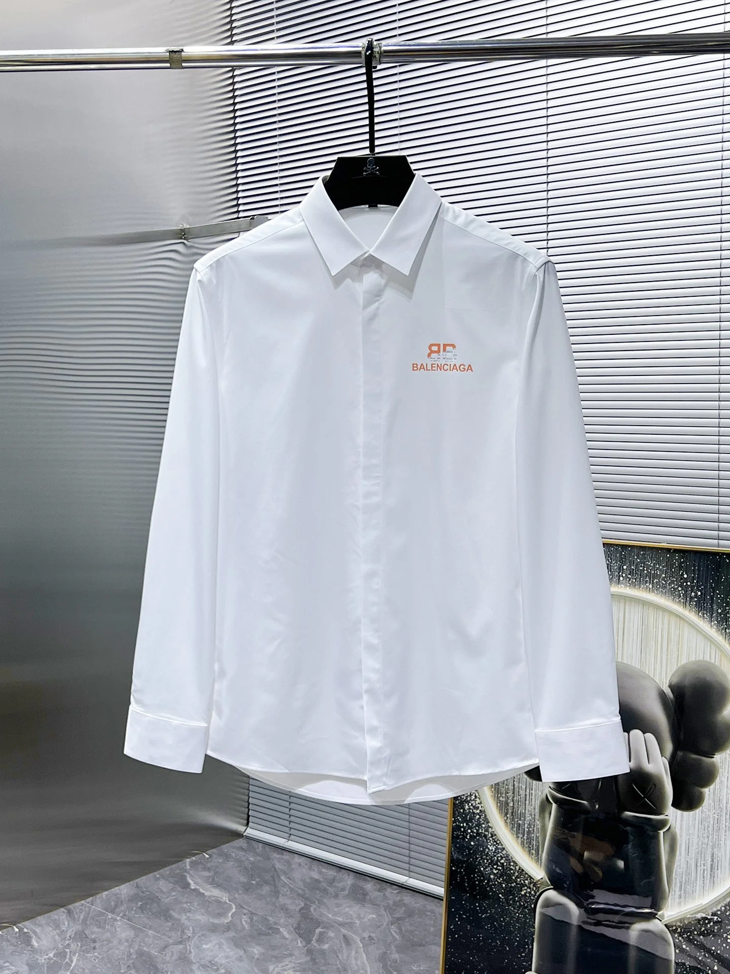 Balenciaga Shirts — 2ba7bb1a