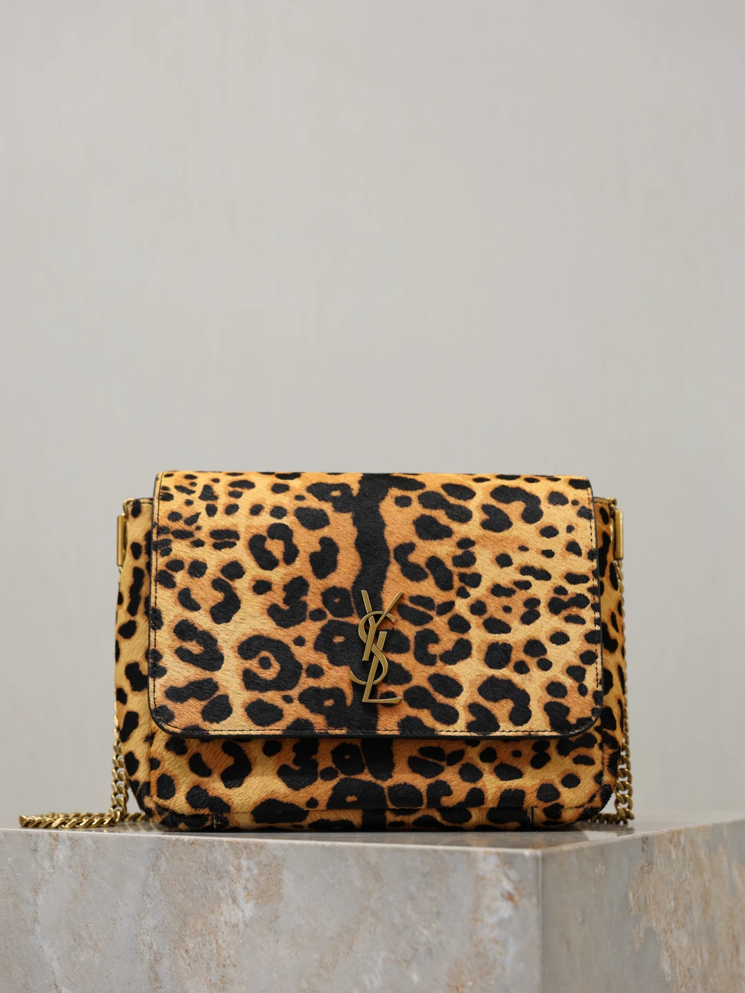 Saint Laurent Bag — fe175b9a