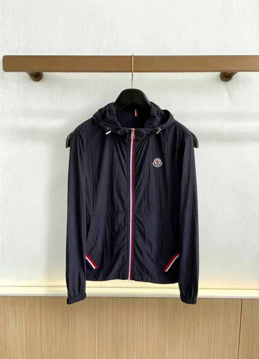 Moncler Jackets — 899d9504