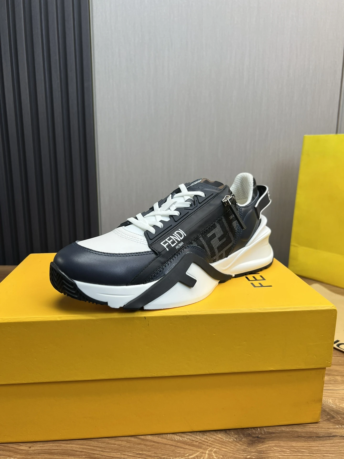 Fendi Shoes — 27ba70f3