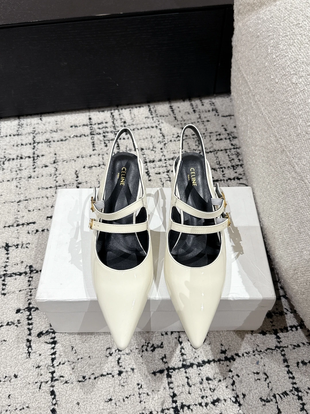 Celine Sandals — 7136a087