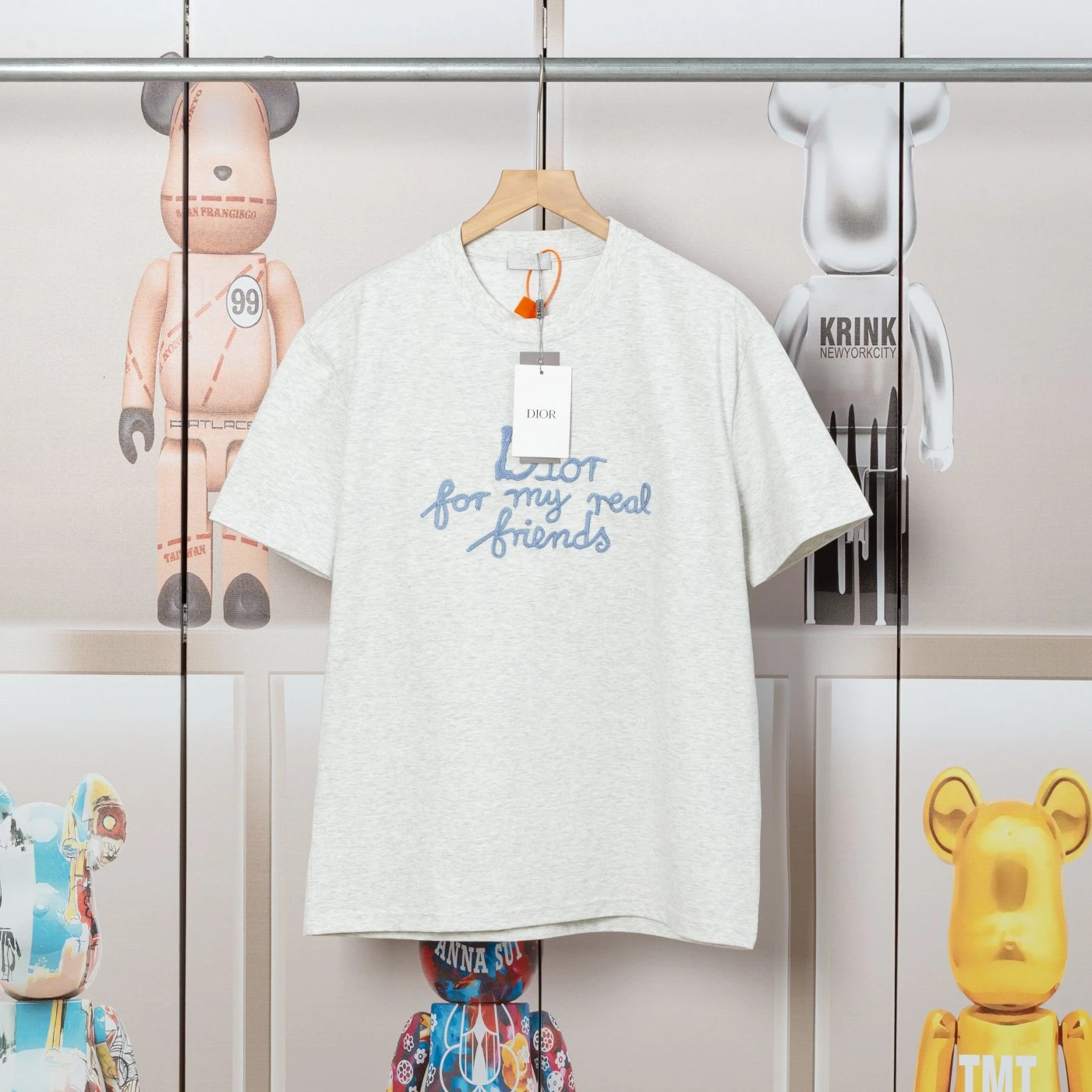 Dior T-Shirt — 337e8700