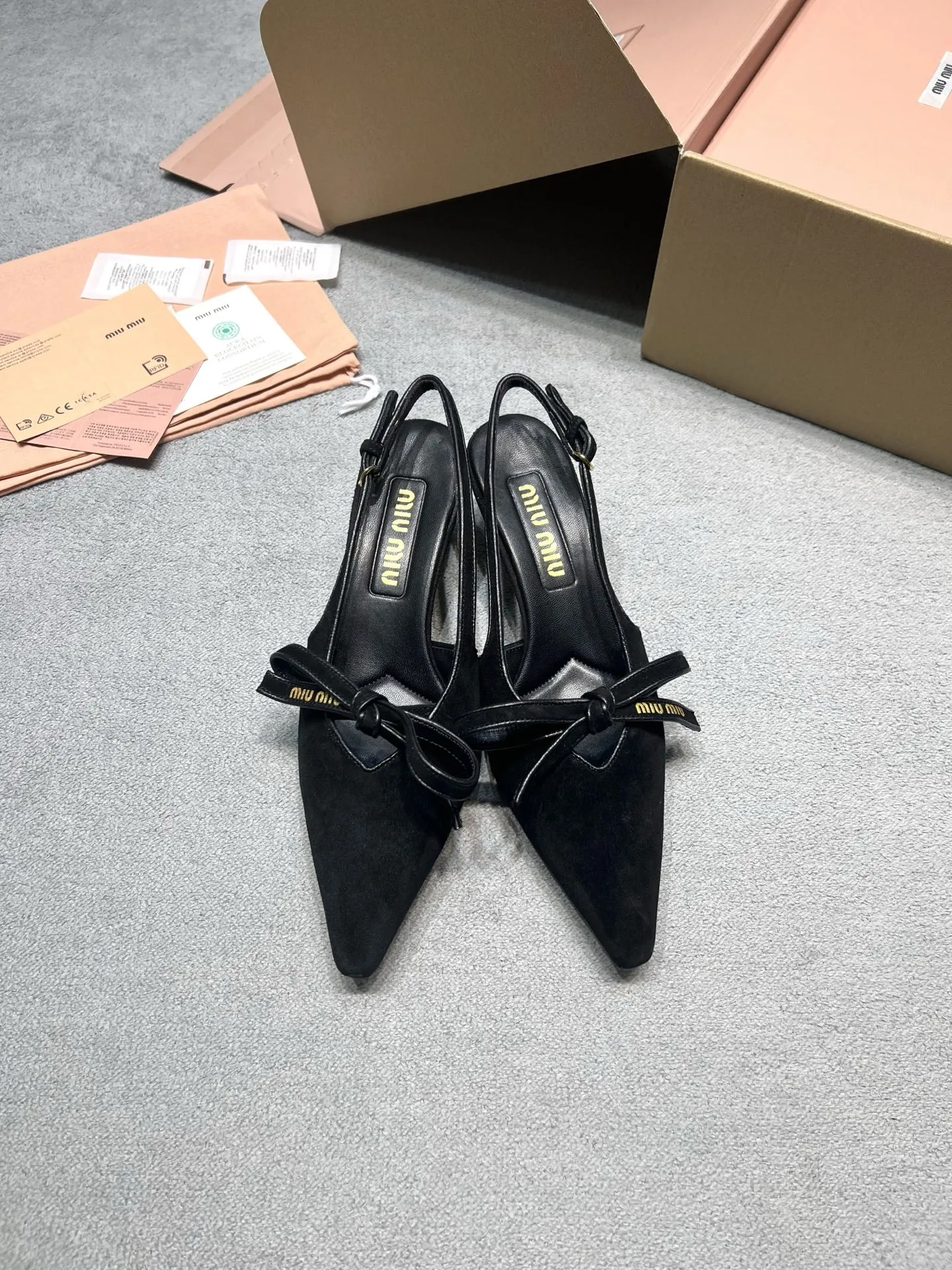 Miu Miu Sandals — 088010df