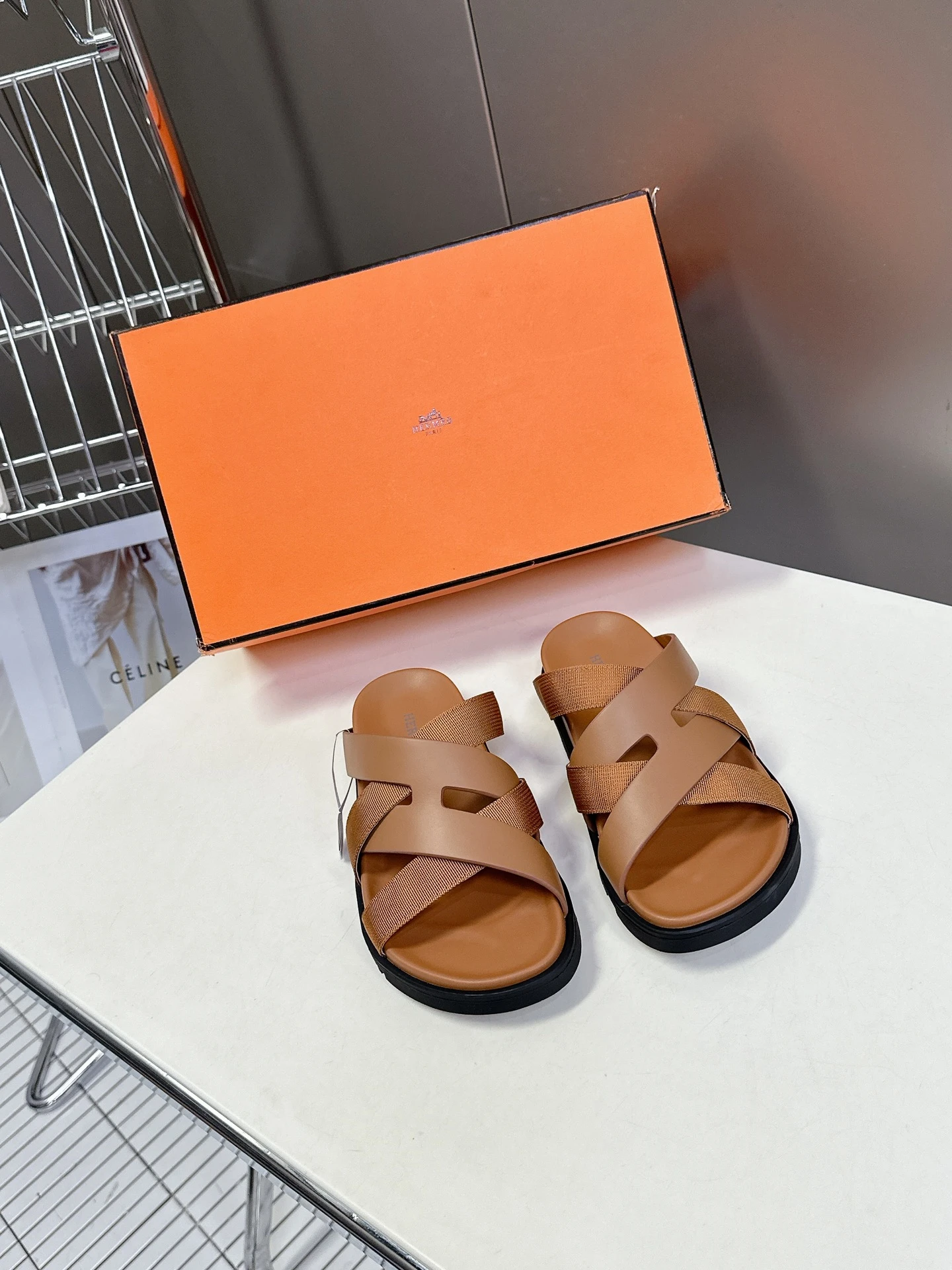 Hermès Slippers — bf40075f