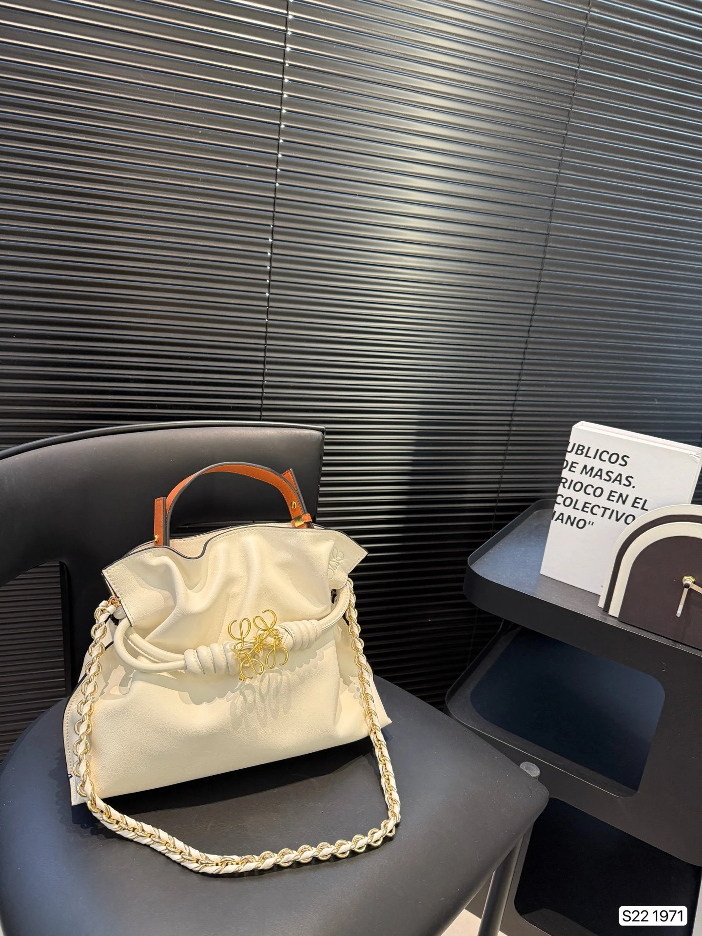 Loewe Bag — ff370bde
