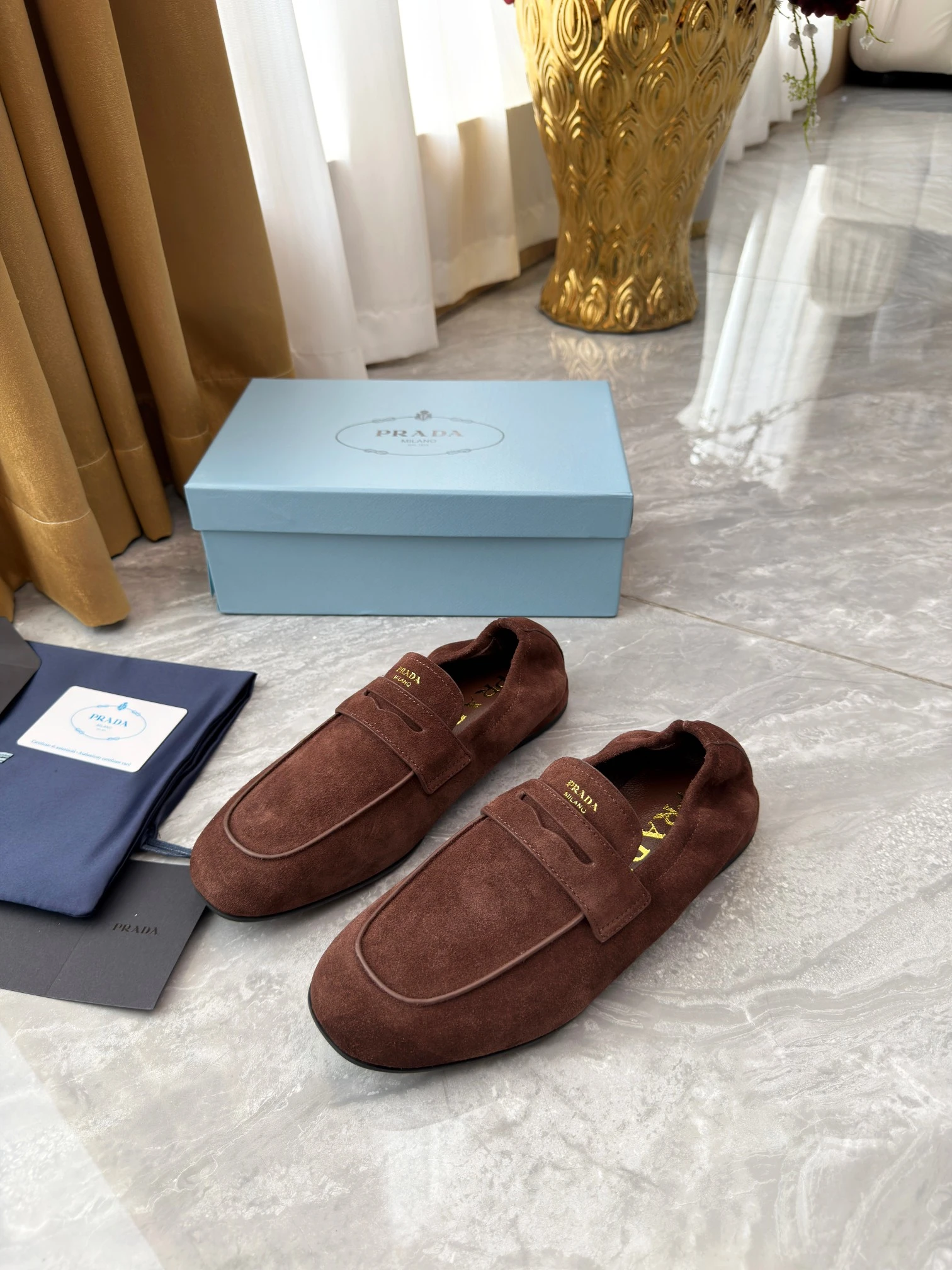 Prada Loafers — fb3703ac