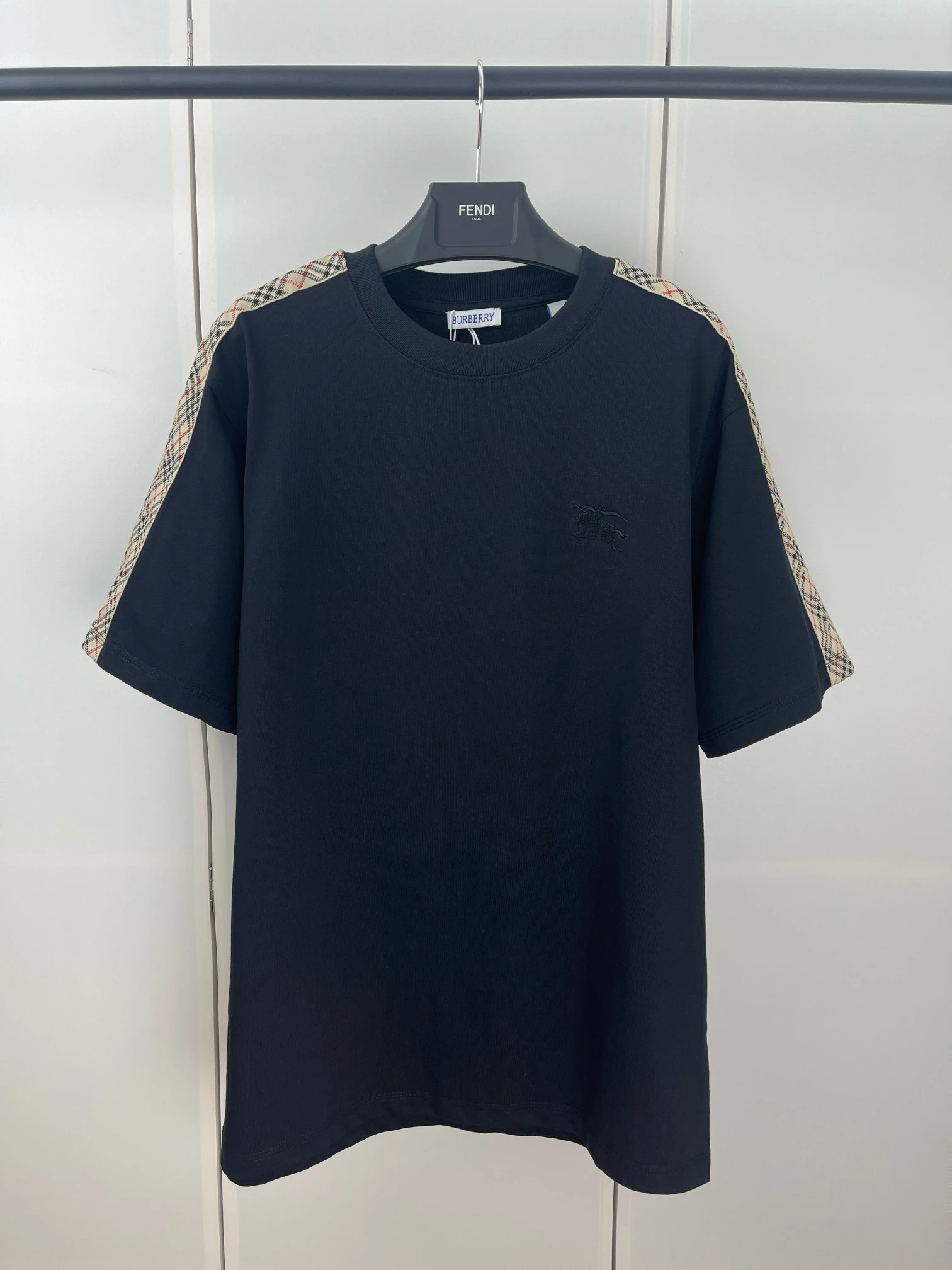 Burberry T-Shirt — bcf35137
