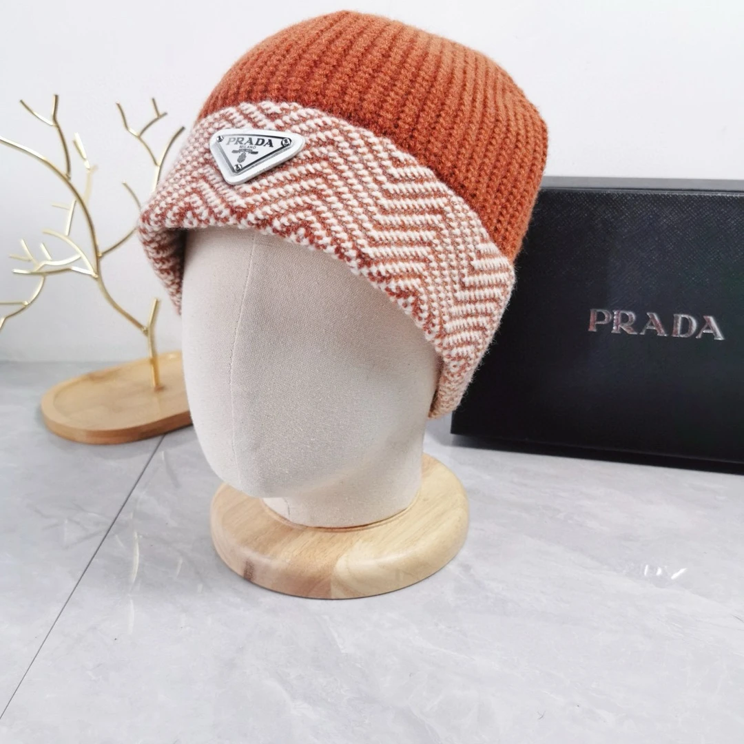 Prada Hat — 3eaa484f