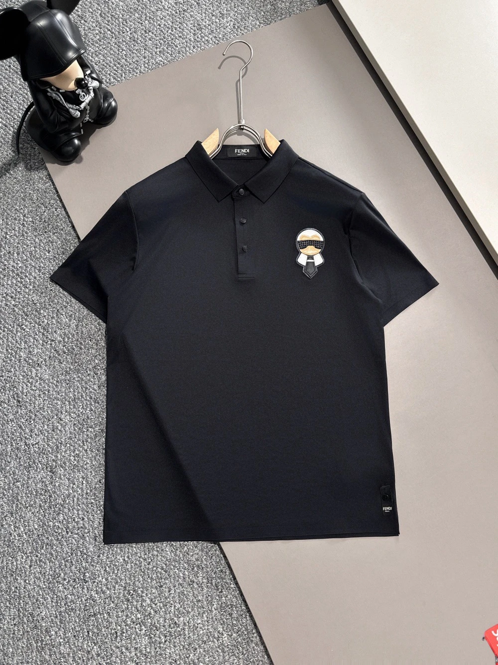 Fendi T-Shirt — d4e0d789