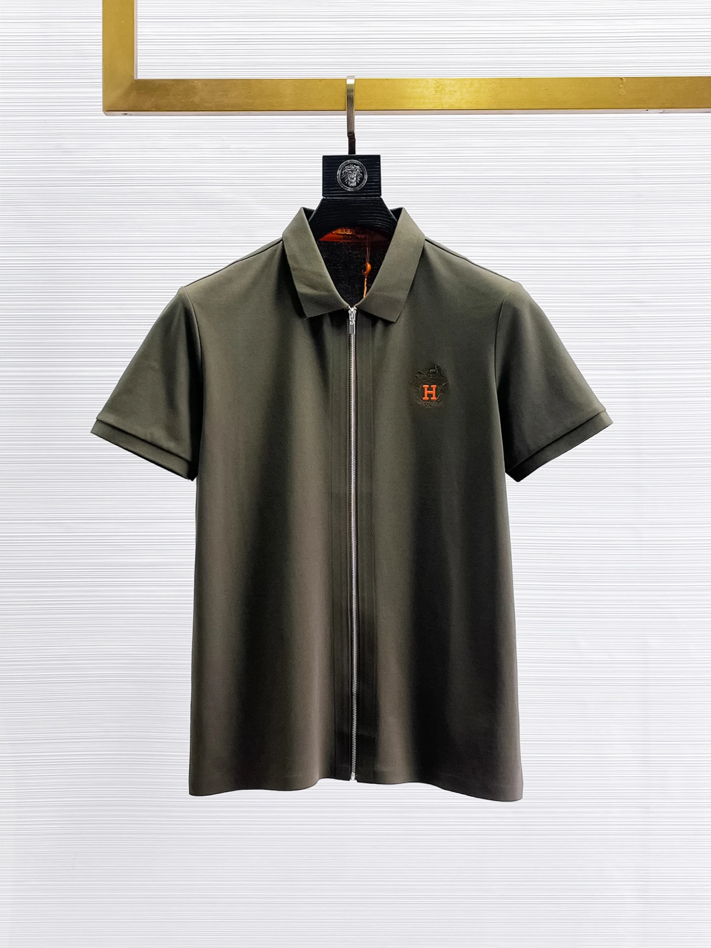 Hermès T-Shirt — 74653868