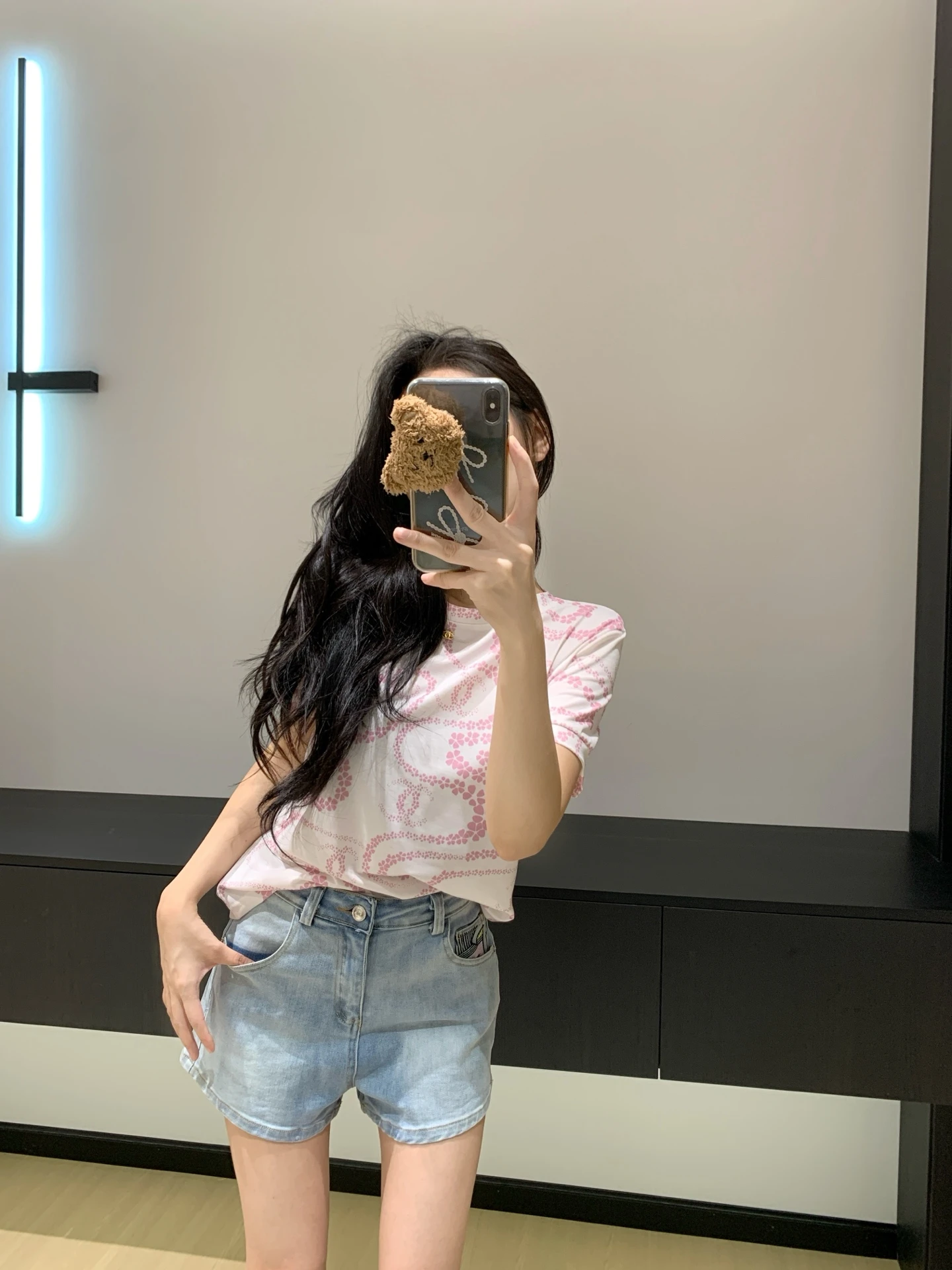Chanel Shorts — 8d52c578
