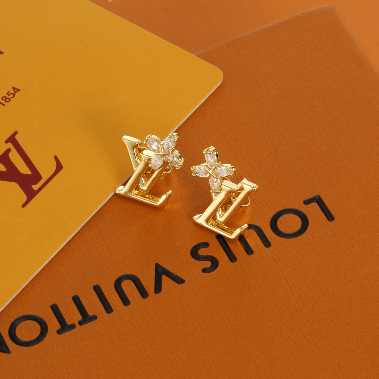 Louis Vuitton Earrings — 5d1cebb3