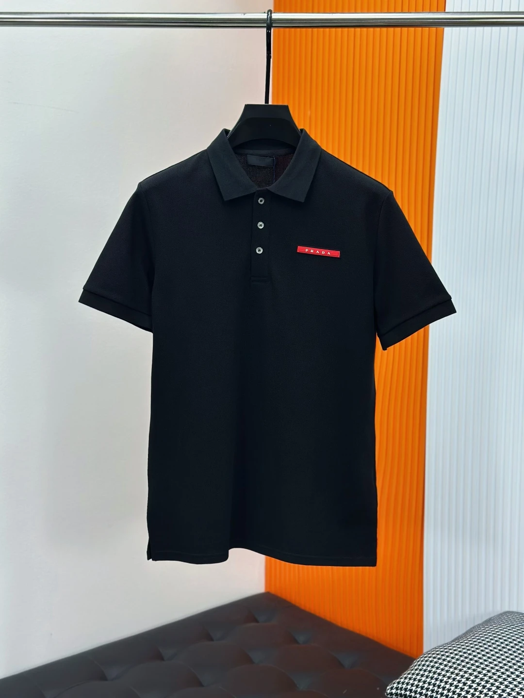 Prada T-Shirt — 0673ad69