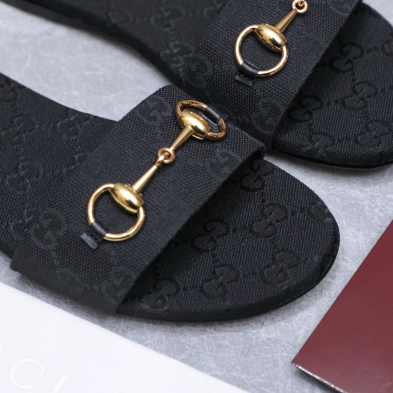 Gucci Slippers — a51c7dd0