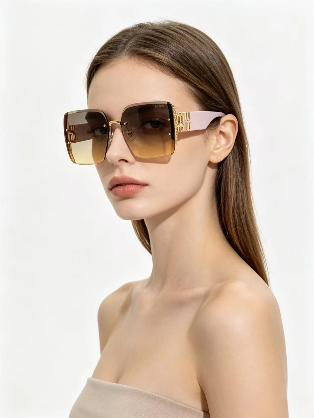 Miu Miu Eyewear — afd4710b