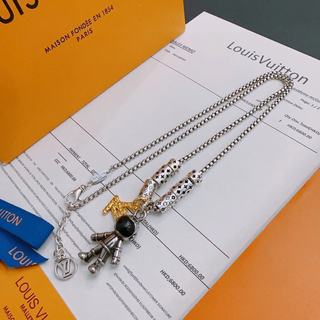 Louis Vuitton Necklaces — 22943f73