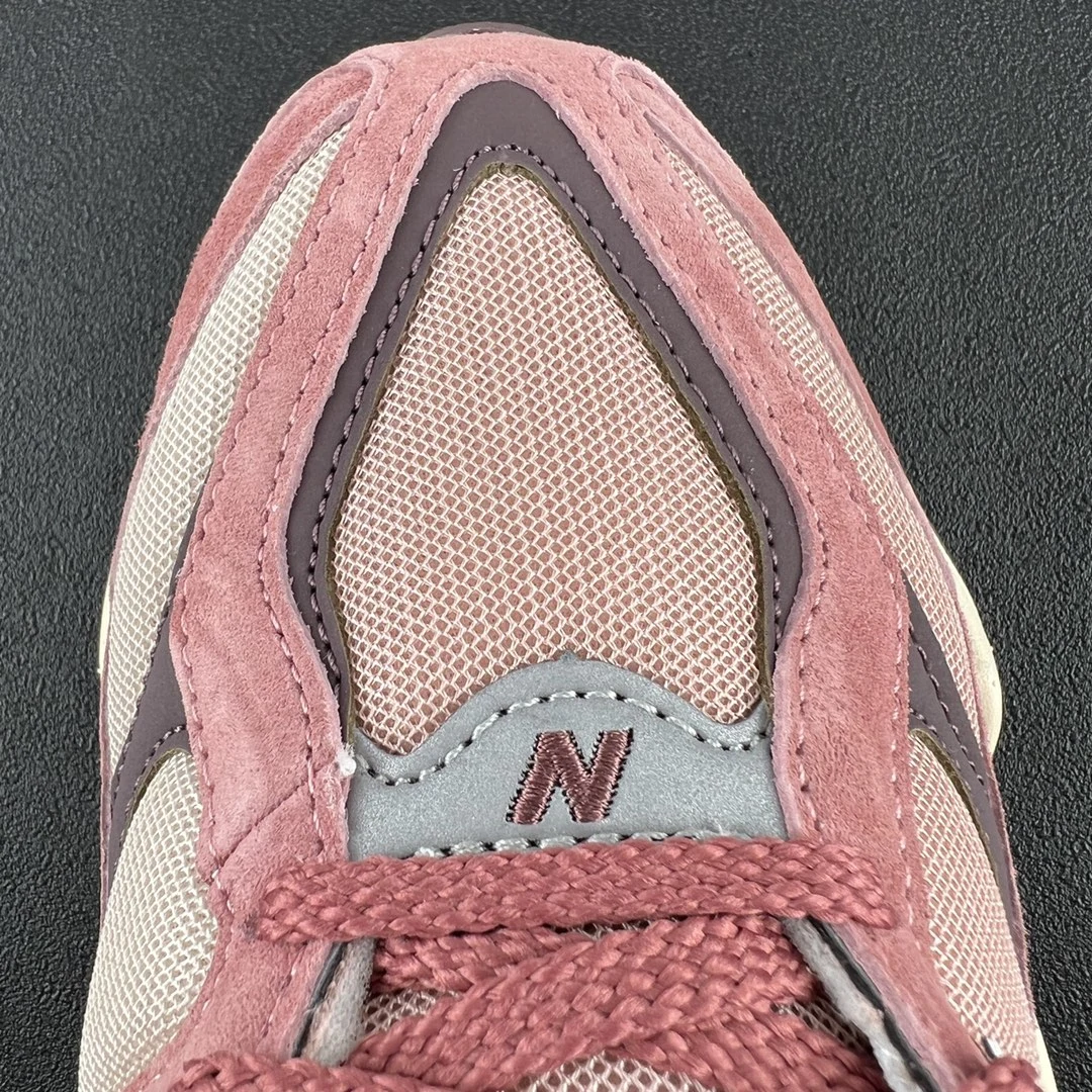 New Balance Shoes — 498f0bc4